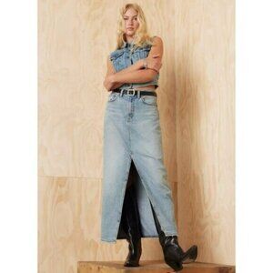 Levi s Size 33 Premium Ankle Column Denim Skirt Please Hold Medium Wash
